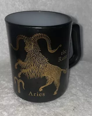 Vtg Federal Glass Coffee Mug ZODIAC Horoscope ARIES The Ram Black & Gold USA • $18