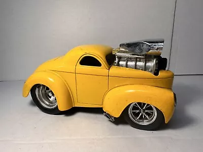 Muscle Machine 1941 Willys Coupe Yellow 1:18 Diecast Rare Color (rough Shape) • $25