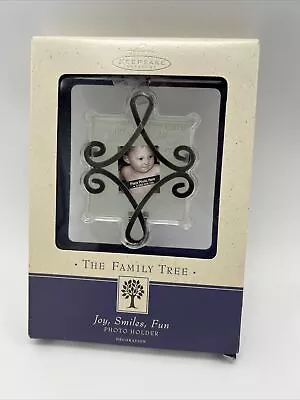 The Family Tree Joy Smiles Fun Photo Holder Ornament Glass & Metal  2002 • $8