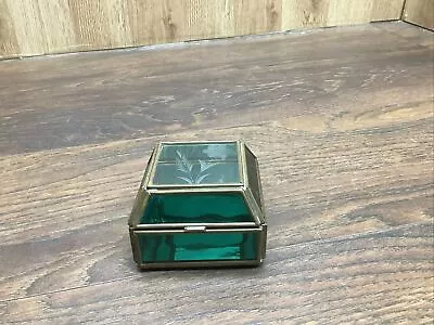 Via Vermont Ltd VTG Green Glass & Brass Trinket Box With Mirror Base Etched Lid • $10.20