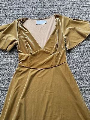 Minkpink X Disney Beauty & The Beast Gold Velvet Like Dress Size Small NEW • £32.14