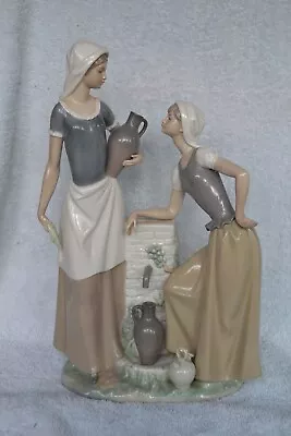 Nao By Lladro “TALKING” ~ 2 Woman Talking At Water Well - Large Figurine • £50