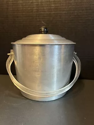 Vintage Wyndale Hammered Aluminum Ice Bucket • $14