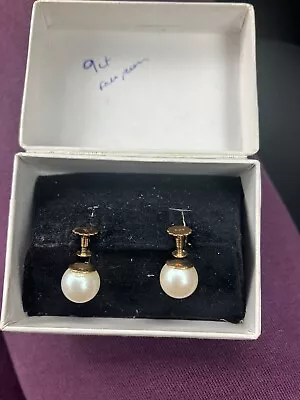 Vintage 9ct Gold Screw Back/Clip On Earrings With Faux Pearl • £0.99