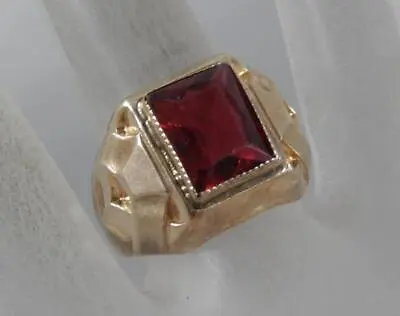 Vintage Solid 10 Karat Yellow Gold Mens Red Stone Signet Ring Size 8 10K F2131 • $259.99