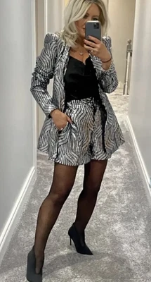 £39.99 • Buy ZARA NEW SILVER SEQUINNED HIGH-WAIST BERMUDA SHORTS 9353/657 Sz Large UK 12 BNWT