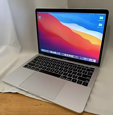 Apple MacBook Pro 13inch • $700