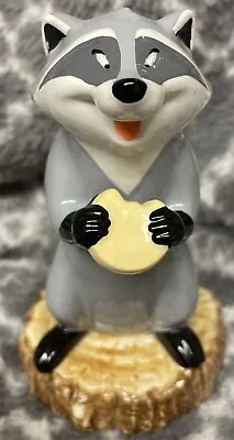 Vintage Disney Store Pocahontas Meeko Raccoon Cookie Ceramic Figurine 4  • $12.95