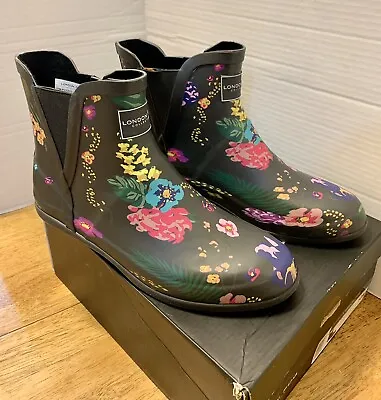 London Fog Piccadilly Rain BootsWomen's Size 10MBLACK FLORAL MSRP $50 Nice! • $32.99