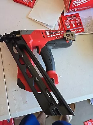 Milwaukee 2841-20 18V 16-Gauge Nail Gun • $186.50