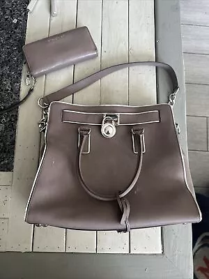 Michael Kors Hamilton Handbag -  Pearl Grey Leather Satchel With MK Wallet • $35