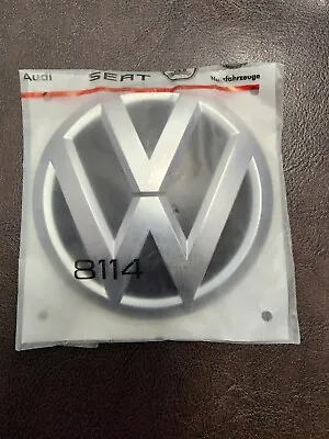 New 2011-2019 Volkswagen Jetta/Passat Decklid Emblem 5C6-853-630-F-ULM  • $60