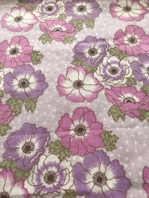 100% COTTON FABRIC GENUINE VINTAGE 70s LILAC PINK FLORAL PATCHWORK 48 X 37 INS • £4.99