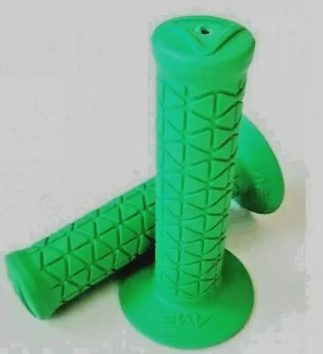 OLD SCHOOL BMX AME Tri Grips Green Bike Bicycle Grips PAIR With Sticker • $12.95