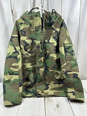 US Military Cold Weather Parka Camouflage Jacket M Reg Green Seam Hood Tennier • $69.99