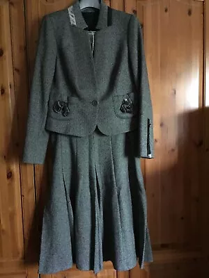 £75 • Buy Ladies Vintage Suit Skirt And Jacket Size 12/14