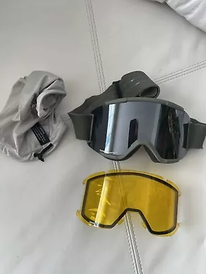 Scott Ski Goggles Squad Chroma Pop With New Yellow Lens. Gray Lens Is 10/10 • $55