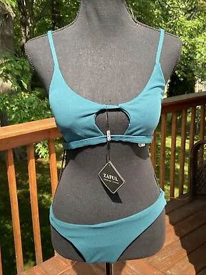 $16.95 • Buy Zaful Green Cut Out Bikini Two Piece Swimsuit Small NWT