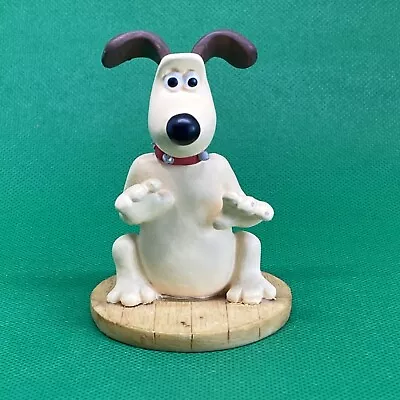 Wallace And Gromit FIGURE From It A Close Shave  Gromit  • $17.04