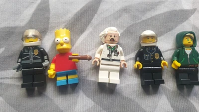 £8 • Buy Lego Figures