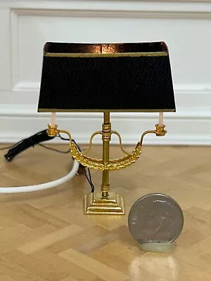 Dollhouse Miniature Brooke Tucker Hunt Lamp W/Black Shade---Artist----ESTATE---- • $39