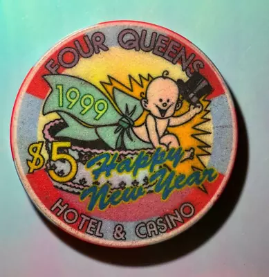 ⚡️❄️ Casino Chip OMG 😳 $5 Four Queens New Year 1999 Las Vegas ⚡️❄️⚡️❄️ • $1