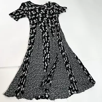 Starina Maxi Dress Womens Small Black White Flowy Floral Print Short Sleeve • $44