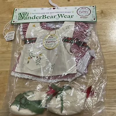 New Vanderbear Wear-New England Country Christmas Clothes • $10