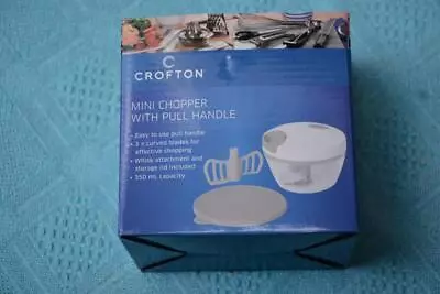 CROFTON Mini Chopper With Pull Handle NEW-COMPLETE White-Grey. Mini Chopper • $22.99