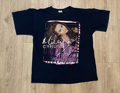 2009 Miley Cyrus Wonder World Tour T-Shirt Size Medium Black Tee 00s Pop Music • $19.99