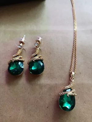 Medusa Earrings & Necklace Navachi Brand 18k Gold Plated • $12.95