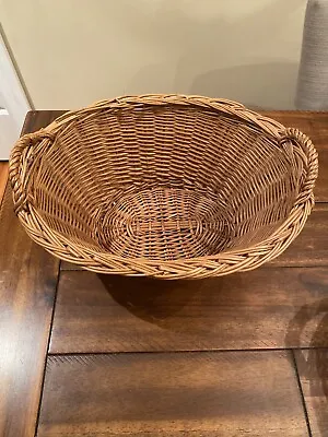 Woven Wooden OVAL MED. WASH BASKET W/ Handles 15.5 X11.5 X6 • $30
