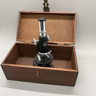 VINTAGE MICROSCOPE MADE IN JAPAN WITH ORIGINAL WOODEN Dovetail CASE 5.25” • $65