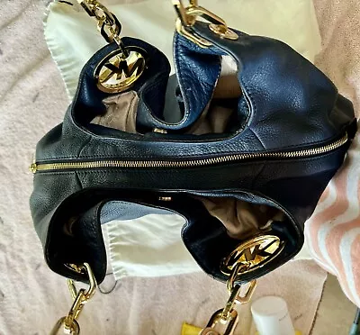 Michael Kors Hobo Shoukder Bag And Wallet  • $55