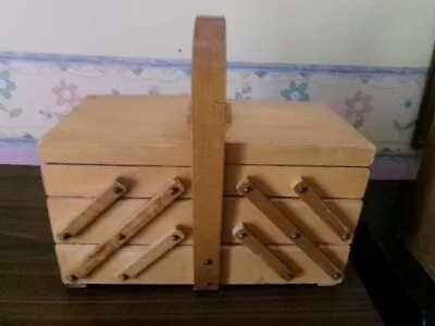 Vintage Blonde Wood 5 Section Expander Sewing Box • $45