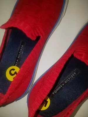 TOMMY HILFIGER  TWGILREY SNEAKERS  RED   Size  ( 5m ) • $25