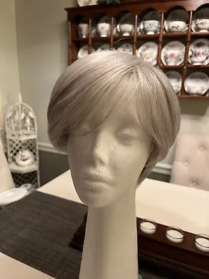Gabor Wig Notion Color Light Gray Average Cap • $50