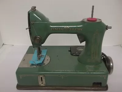 General Electric Sewing Machine Vintage General Electric Featherweight Standard • $1300