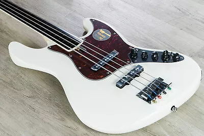 Sire Marcus Miller V7 4-String 2nd Gen Bass Alder Fretless AWH Antique White • $725