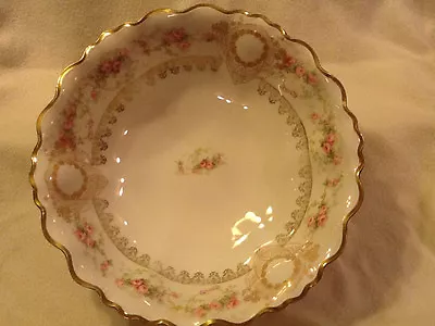 MZ Austria Habsburg BT Serving Bowl 9-1/2  Roses & Embossed Medallions Vintage • $28.99