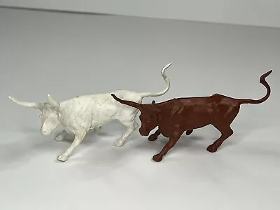 Marx Western Play Set Longhorn Steer 2 Figures White And Brown • $14.99