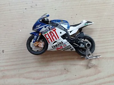 2007 Yamaha Yzr-m1 Moto GP Valentino Rossi 1-18 Scale - Maisto • $10.67