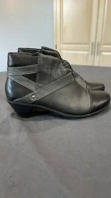 NAOT Raven Lucky Black Leather Side Zip Ankle Boots Size Eur41 Women’s • $35