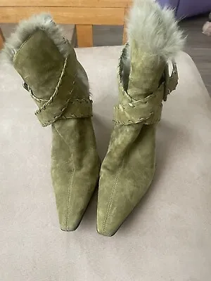 Antonio Melani  Bugsy  Olive Green Suede Buckle Accent Booties Size 8/Vintage • $15