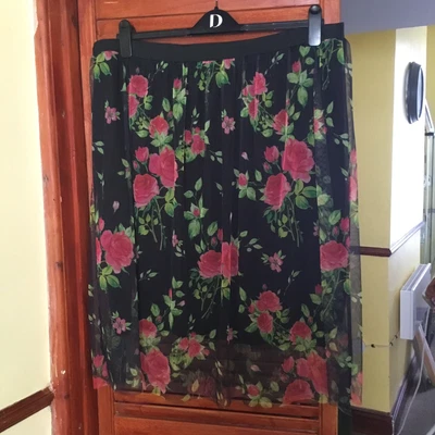 £5.99 • Buy Tu Net Floral Skirt Size 22. Length 28 Ins Elasticated Waist New