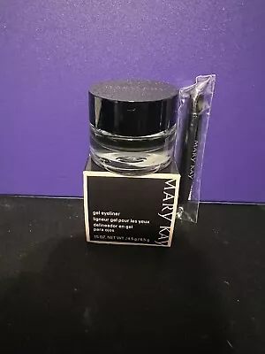 NIB Mary Kay Gel Eyeliner With Expandable Brush Applicator Black • $18