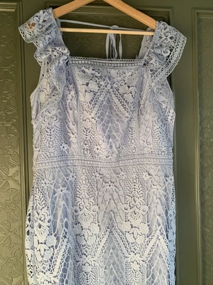 £5 • Buy Lipsy Dress  Size 16 Baby  Blue Cornflower Lace Occasion Wedding