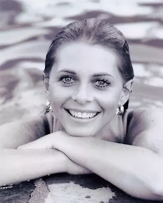 Lindsay Wagner 8x10 Photo • $11.23