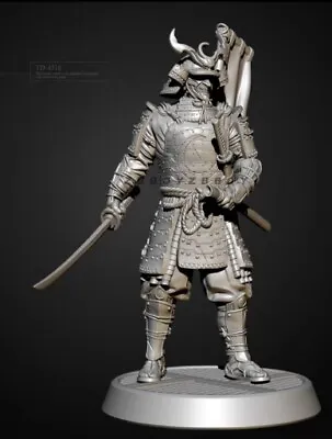 1/35 Scale Resin Unprinted  Figure Model Kit Samurai  Noble Japanese Warrior  • £11.99