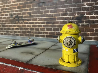 $26.99 • Buy NEW! Custom Action Figure Diorama Fingerboard Graffiti Fire Hydrant 1:12 1:10